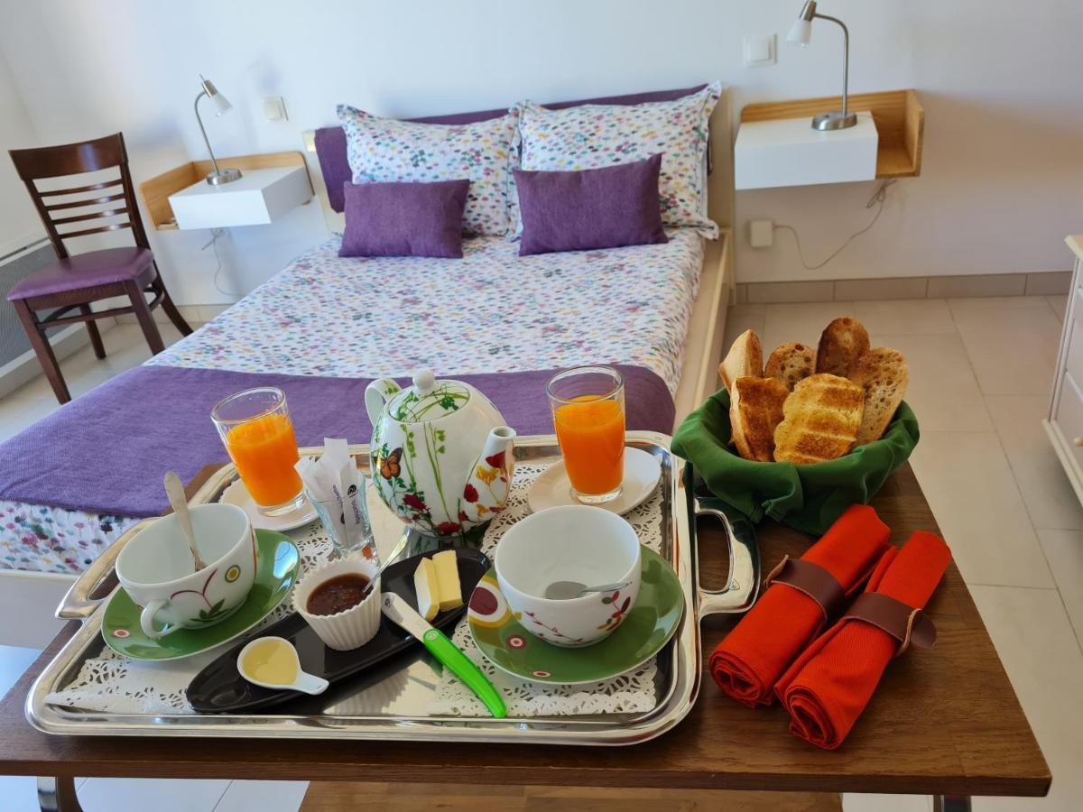 Chambres D'Hotes B&B La Bergeronnette Avec Piscine Couverte Chauffee Bizanet Εξωτερικό φωτογραφία